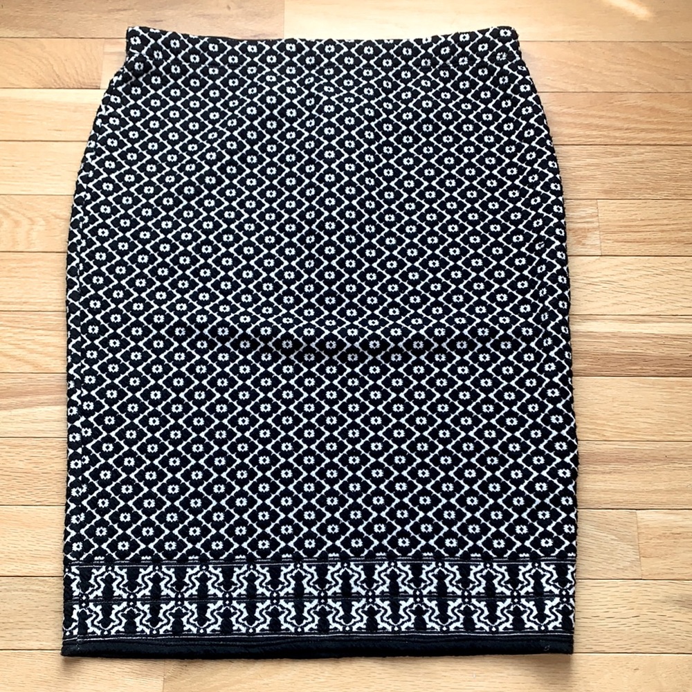 NWT MAX STUDIO SKIRT